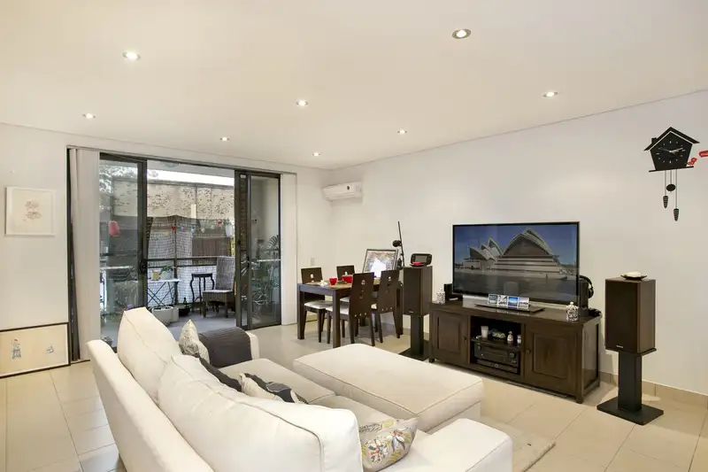 Main view of Homely apartment listing, 3/617 King Street, Newtown NSW 2042