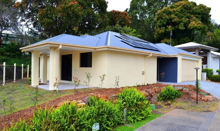 2/16 Park Road, Nambour QLD 4560