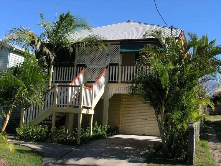 7 PALM AVENUE, Sandgate QLD 4017