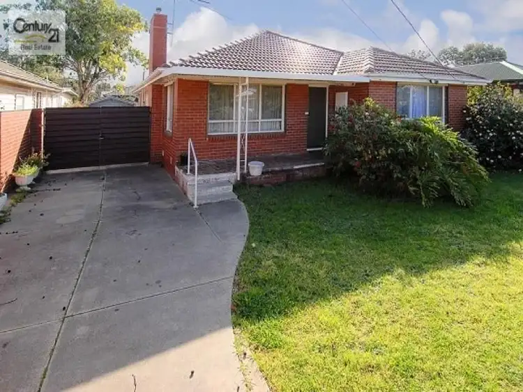 25 Bracken Grove, Altona VIC 3018