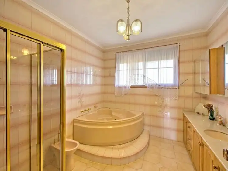 Sixth view of Homely house listing, 8 McAlpine Court, Altona VIC 3018