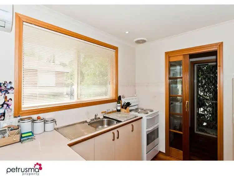 Fifth view of Homely unit listing, 1/6 Broadby Drive, Lenah Valley TAS 7008