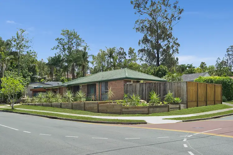 20 Eucumbene drive, Petrie QLD 4502