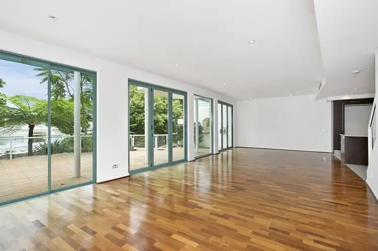 1122 Royal Pines Resort, Benowa QLD 4217