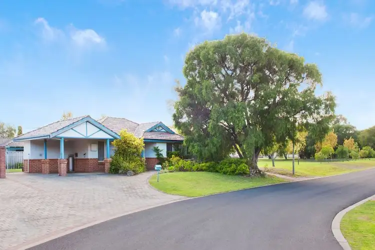 13 Butcherbird Place, West Busselton WA 6280