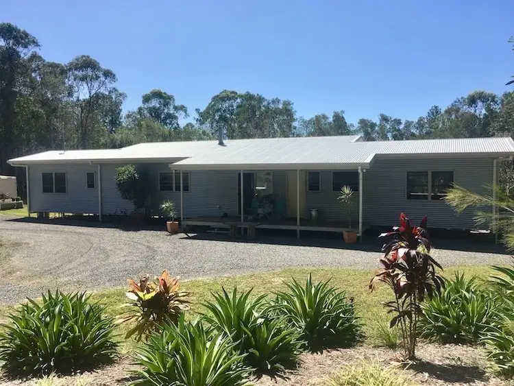 10 Jirrima Cres, Cooroibah QLD 4565