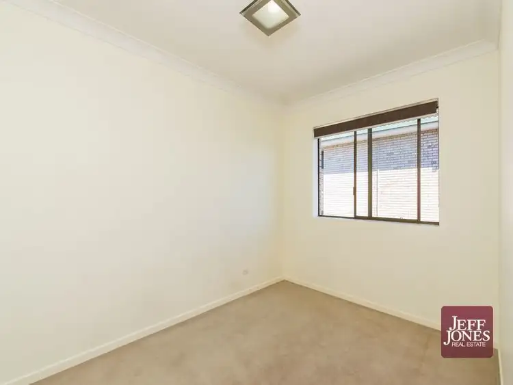 Fifth view of Homely unit listing, 5/11 Weston Street, Coorparoo QLD 4151