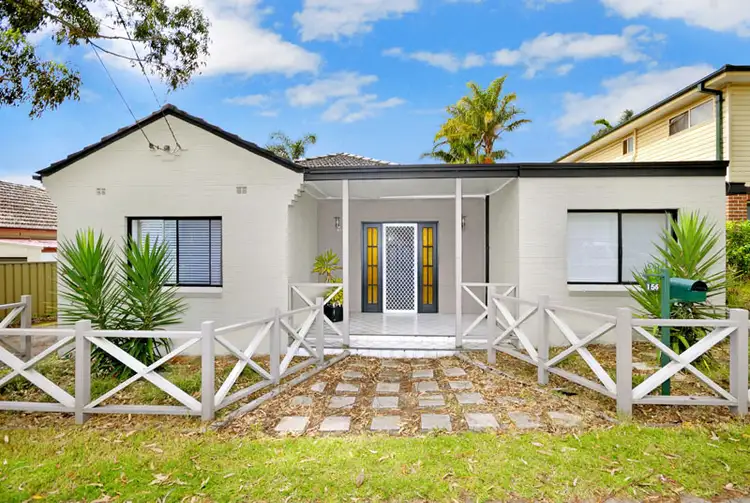 156 Woronora Road, Engadine NSW 2233