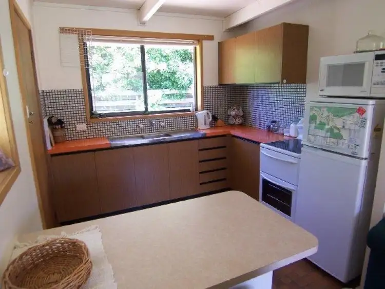 Fourth view of Homely unit listing, 2/32 Hawthorn Lane, Bright VIC 3741