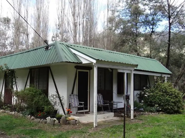 Main view of Homely flat listing, 852A Great Alpine Road, Freeburgh VIC 3741