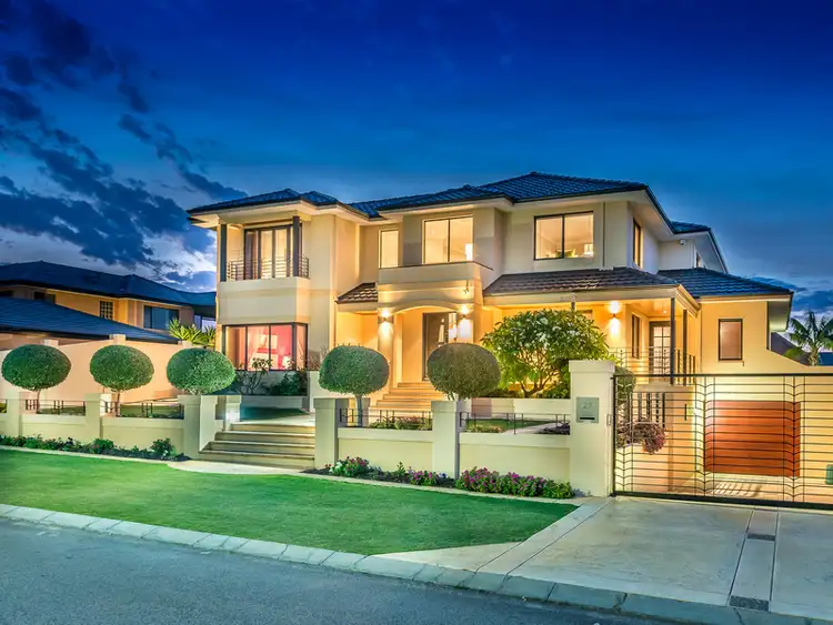 27 St James Approach, Iluka WA 6028