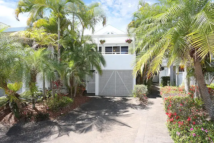 8/2 Banksia Avenue, Noosa Heads QLD 4567