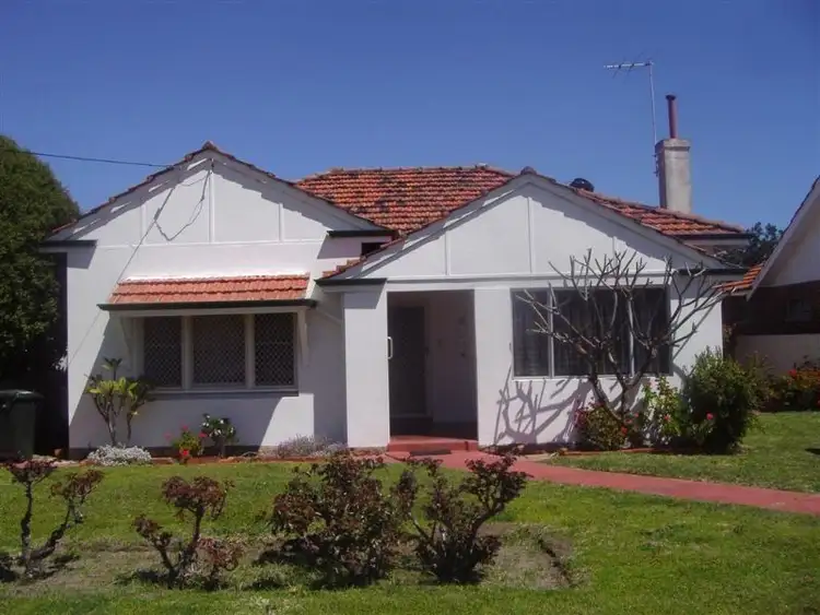 90 Wood Street, Inglewood WA 6052