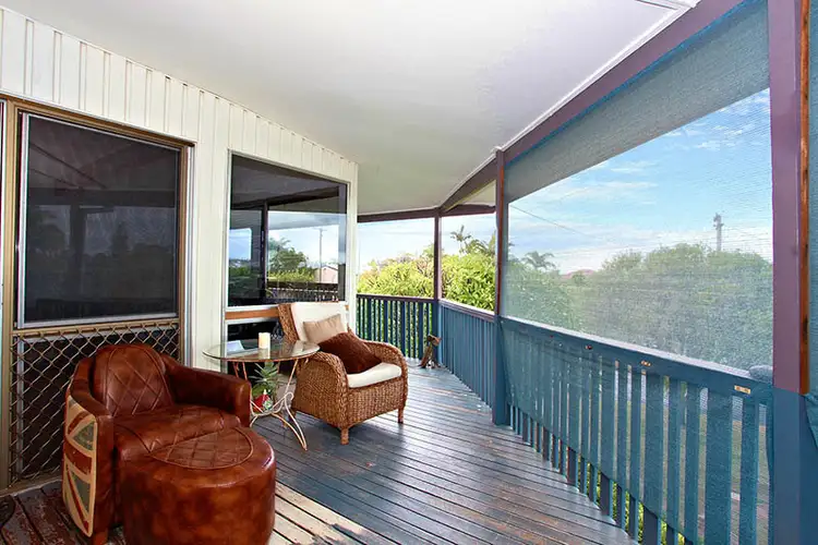 70 FERNLEA AVE, Scarborough QLD 4020
