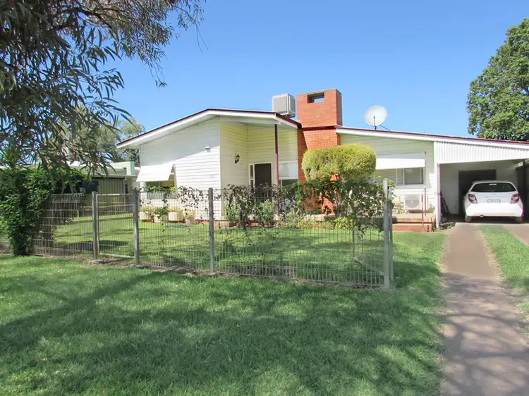 133 Bathurst St, Brewarrina NSW 2839