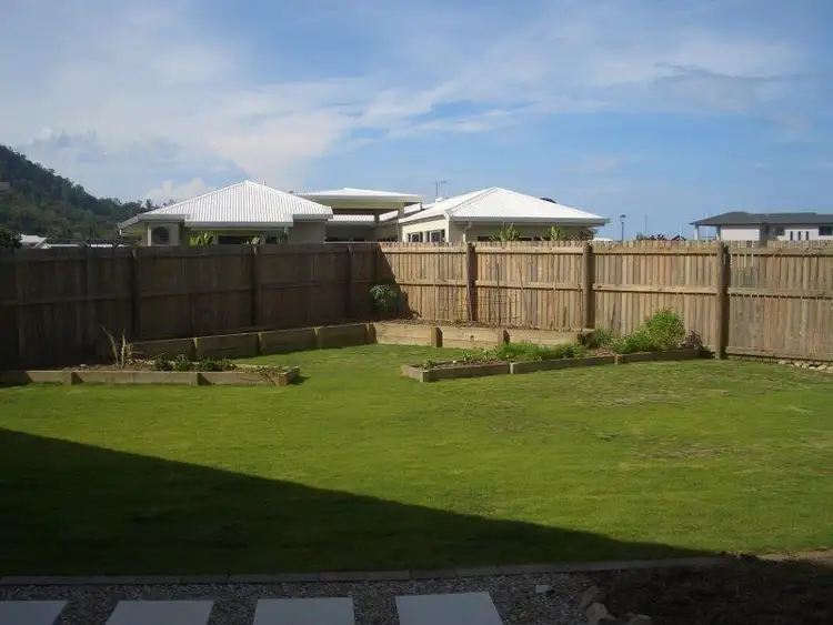 Seventh view of Homely house listing, 8 icefire Qy, Trinity Park QLD 4879