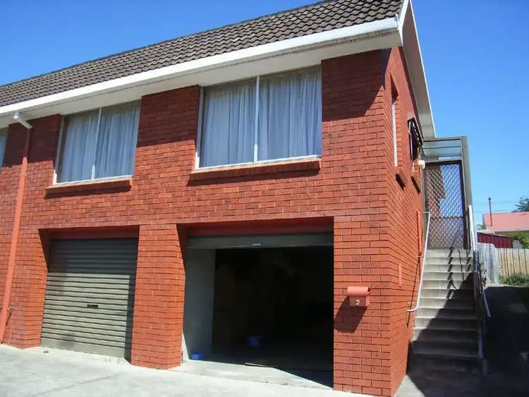 Main view of Homely unit listing, 2/2 Iluka Court, Lenah Valley TAS 7008