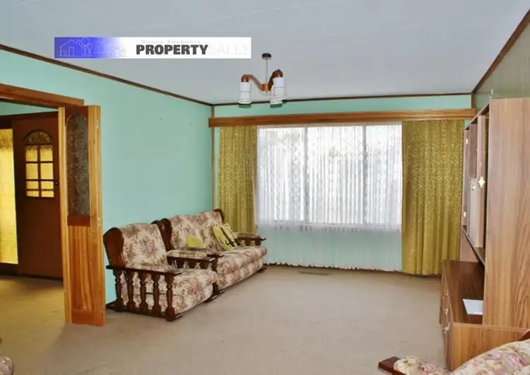Third view of Homely house listing, 8 Malnham Crescent, Newborough VIC 3825