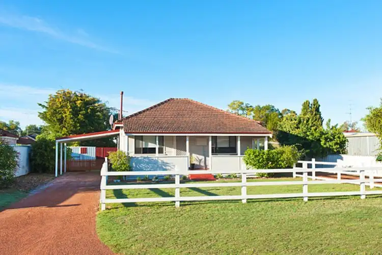 1/18 Simon Street, West Busselton WA 6280