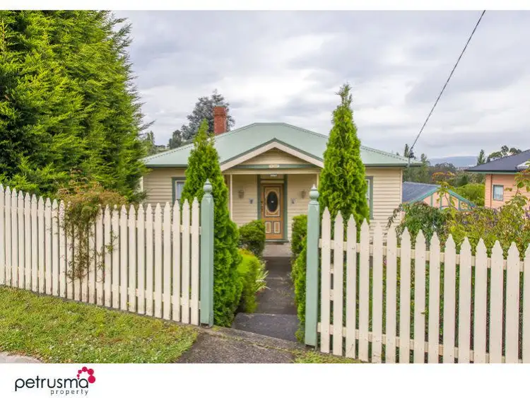147 Augusta Road, Lenah Valley TAS 7008