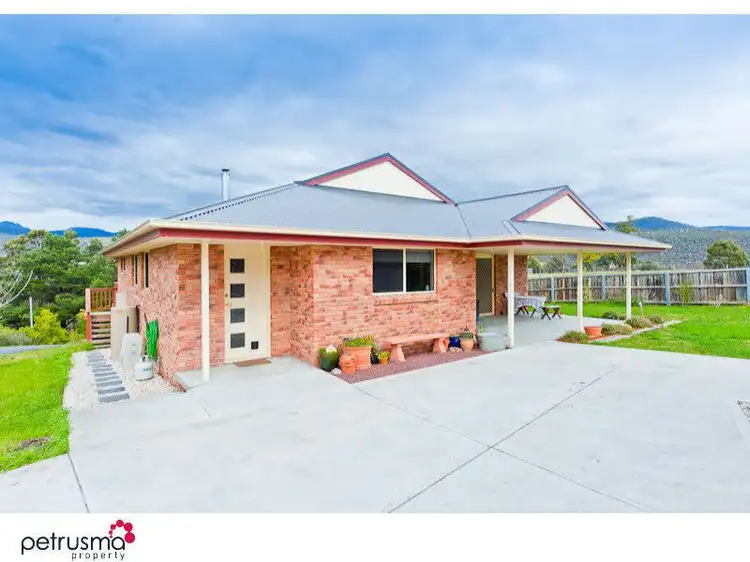 2 Derwent Terrace, New Norfolk TAS 7140