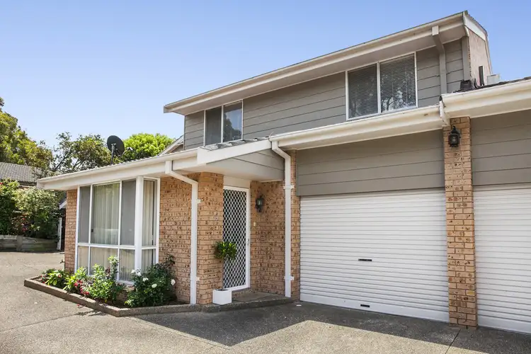 4/7 Dernancourt Avenue, Engadine NSW 2233
