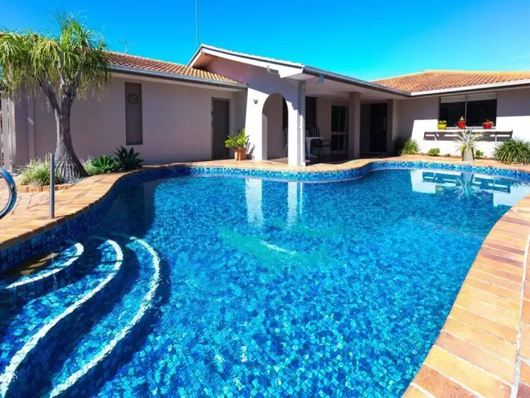 38 Salerno Street, Isle Of Capri QLD 4217