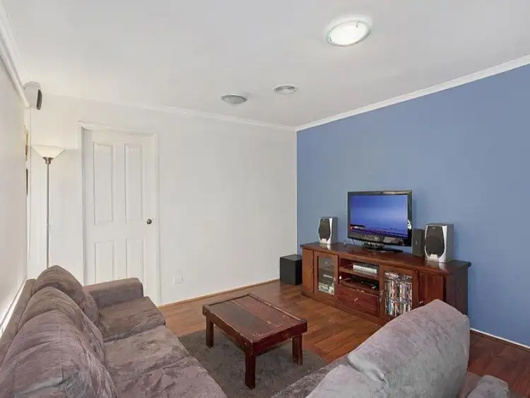 Seventh view of Homely house listing, 17 ELDERGREEN CIRCUIT, Craigieburn VIC 3064