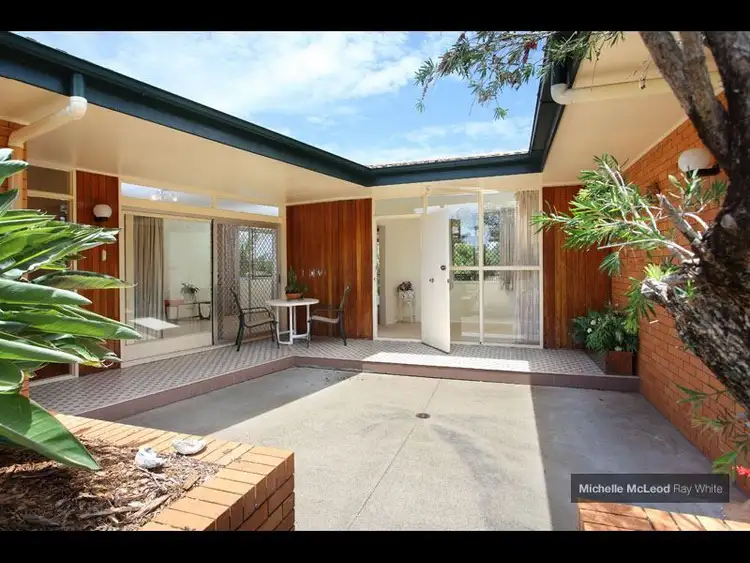 Third view of Homely house listing, 118 Burbong Street, Chapel Hill QLD 4069
