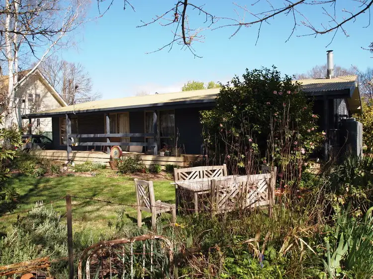 13 Chandler Court, Porepunkah VIC 3740