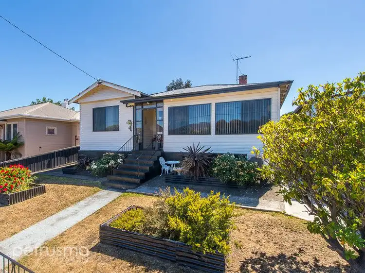 39 Hobart Road, New Norfolk TAS 7140
