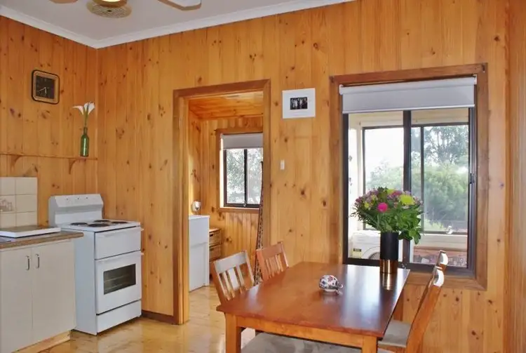 Sixth view of Homely house listing, 2 Richard Street, Moe VIC 3825