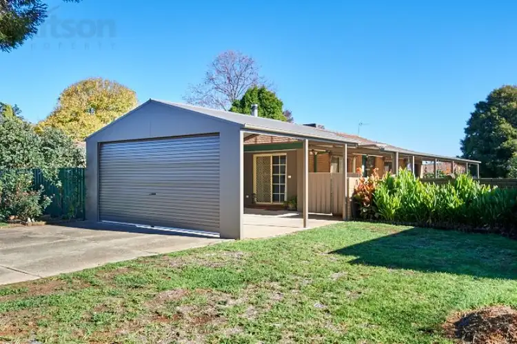 5 Telopea Crescent, Lake Albert NSW 2650