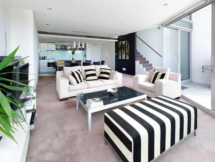Third view of Homely apartment listing, 1005/21 Elizabeth Bay Road, Elizabeth Bay NSW 2011