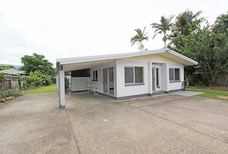 123 Enmore Street, Manoora QLD 4870