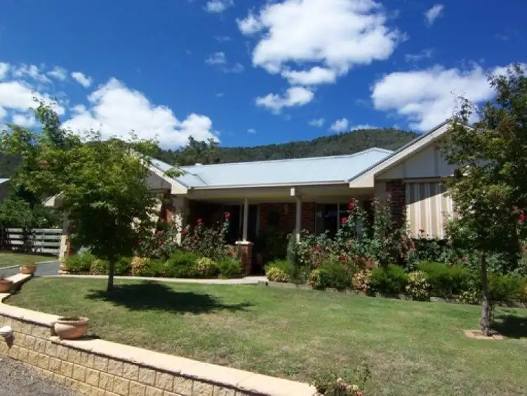 4/74 Walkers Lane, Bright VIC 3741