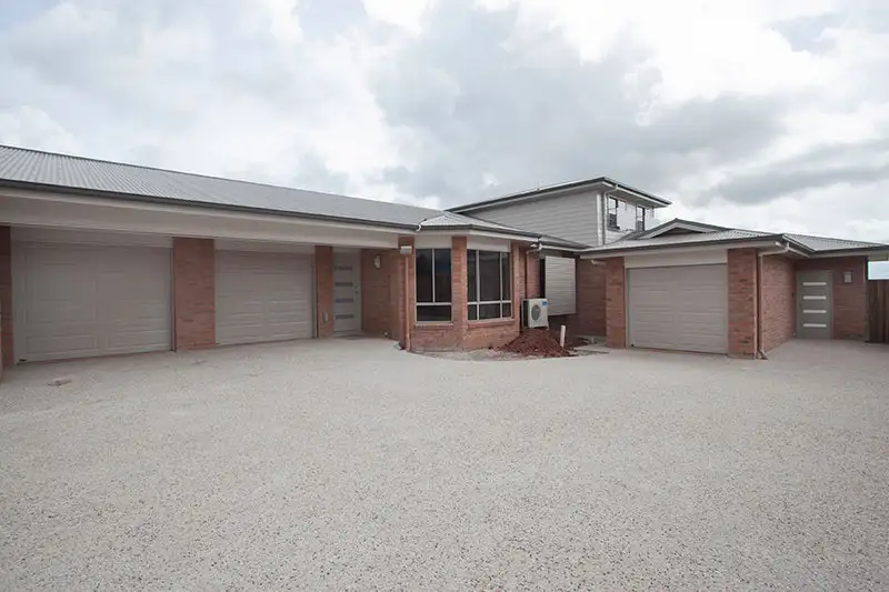 Main view of Homely unit listing, 1/7 Alexander Ave, Highfields QLD 4352