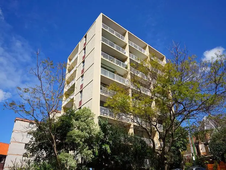 Third view of Homely studio listing, 106/76 Roslyn Gardens, Elizabeth Bay NSW 2011