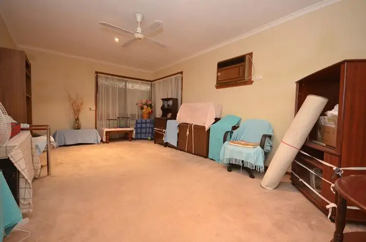 Second view of Homely house listing, 2 Calder Court, Horsham VIC 3400