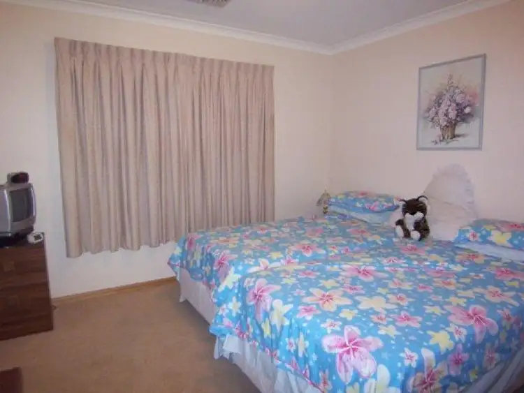 Sixth view of Homely townhouse listing, 4/74 Walkers Lane, Bright VIC 3741