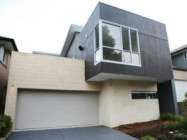 8 Waiana St, Pemulwuy NSW 2145