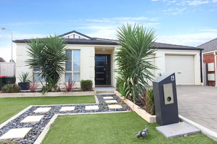 4 Lauren Drive, Paralowie SA 5108