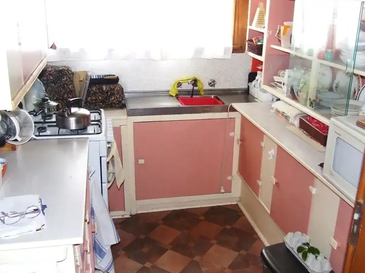 Fifth view of Homely house listing, 42 Great Alpine Road, Myrtleford VIC 3737