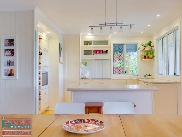 Sixth view of Homely house listing, 37 Yundah Street, Shorncliffe QLD 4017