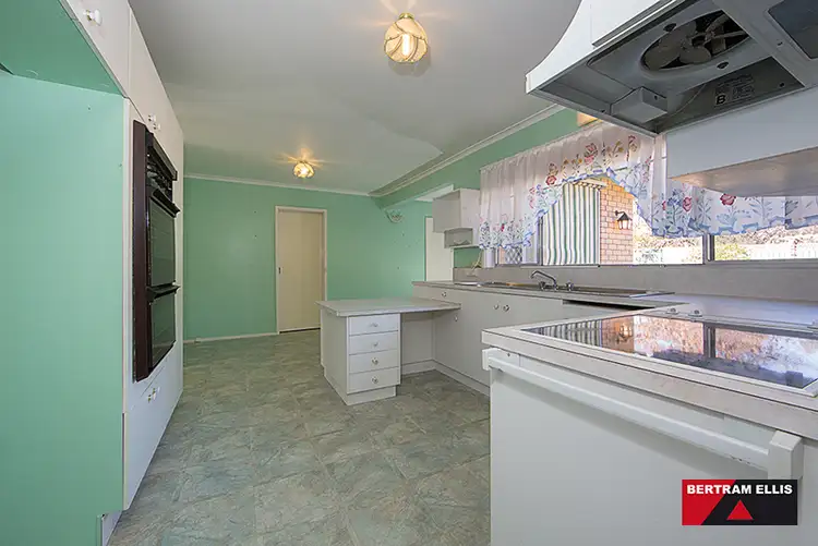 Fourth view of Homely house listing, 142 Burrinjuck Crescent, Duffy ACT 2611