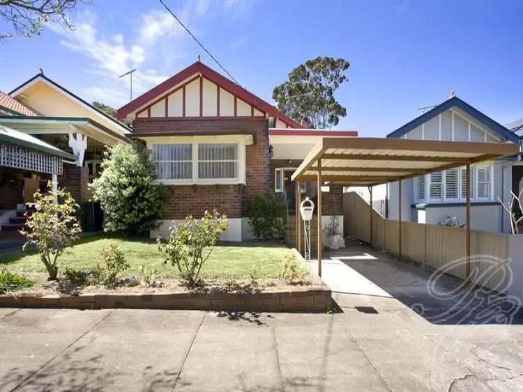 10 Service Avenue, Ashfield NSW 2131