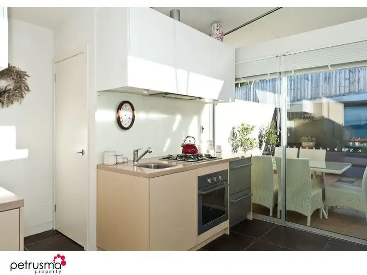 Sixth view of Homely unit listing, 3/86 Upper Fitzroy Crescent, South Hobart TAS 7004