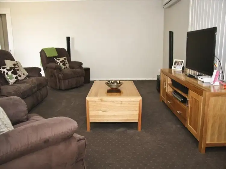 Sixth view of Homely house listing, 2 Maroney Close, Orange NSW 2800