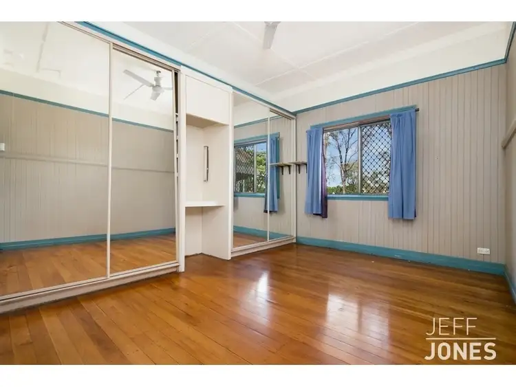 Fifth view of Homely house listing, 2 Pine Street, Greenslopes QLD 4120