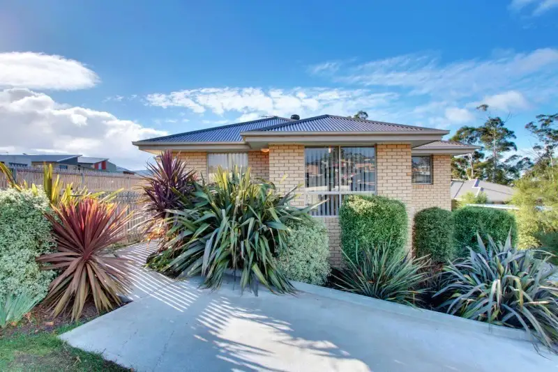 Main view of Homely house listing, Unit 1 1 Brook Way, Kingston TAS 7050